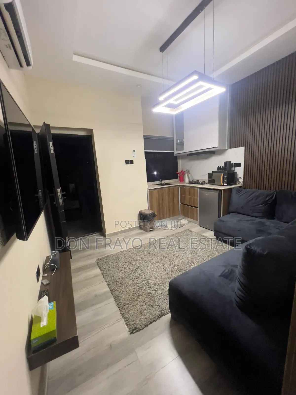 1 Bed Parlor Short Let in Ikolaba Estate Agodi Gra Area