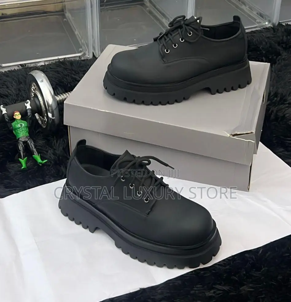Balenciaga Quality Luxury Men Derby Loafers