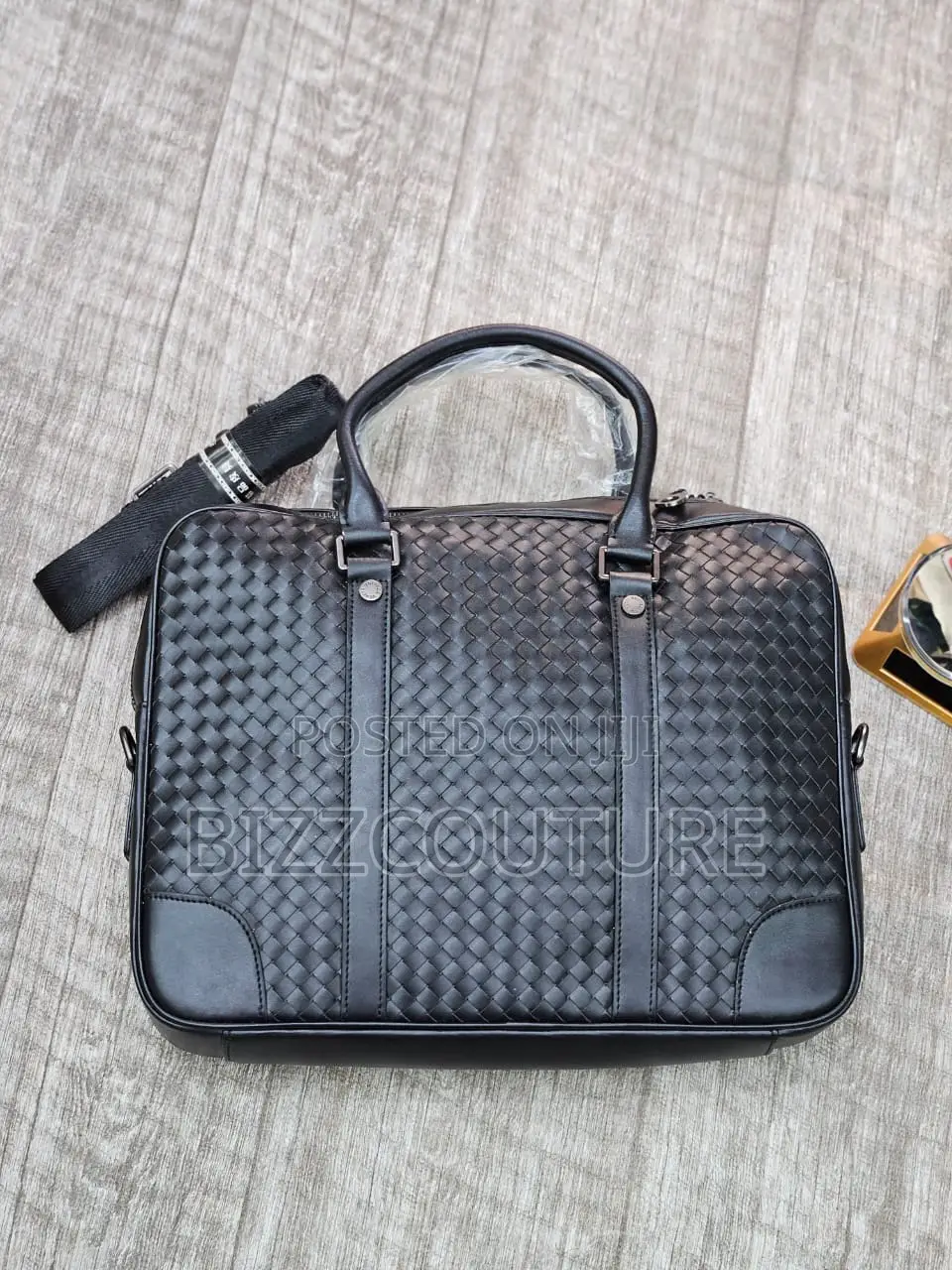 Original Bottega Veneta Leather Bag Is Available in Store