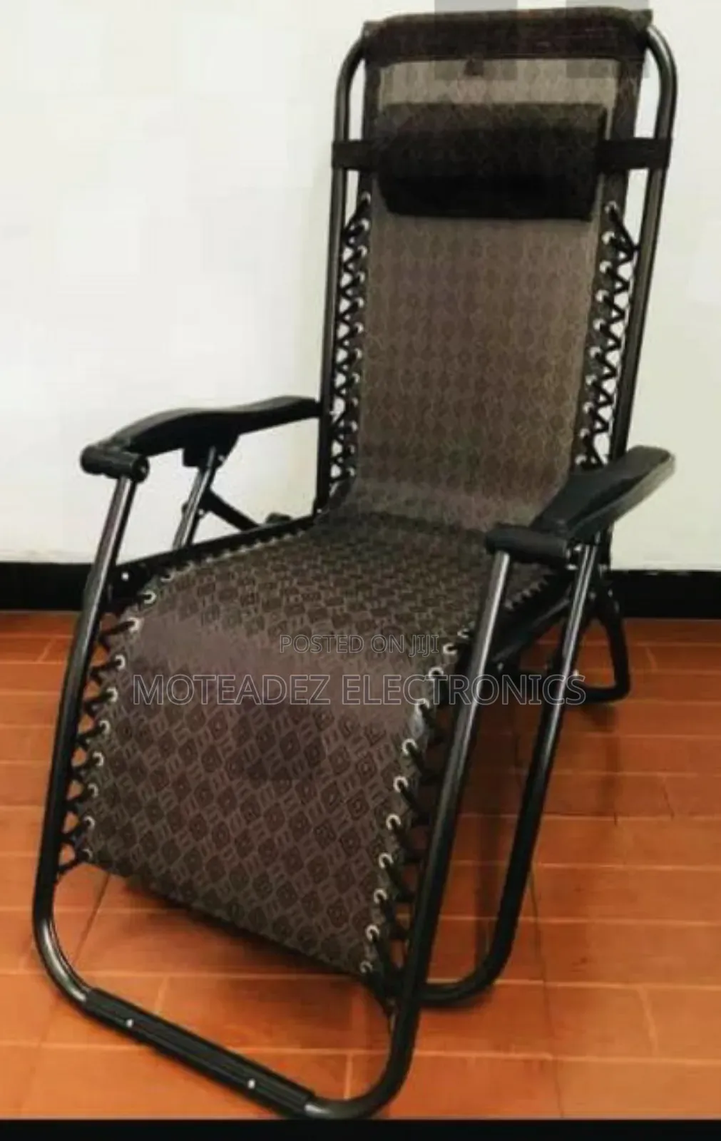 Improved Reclining Foldable Indoor/Outdoor Relaxation Chair