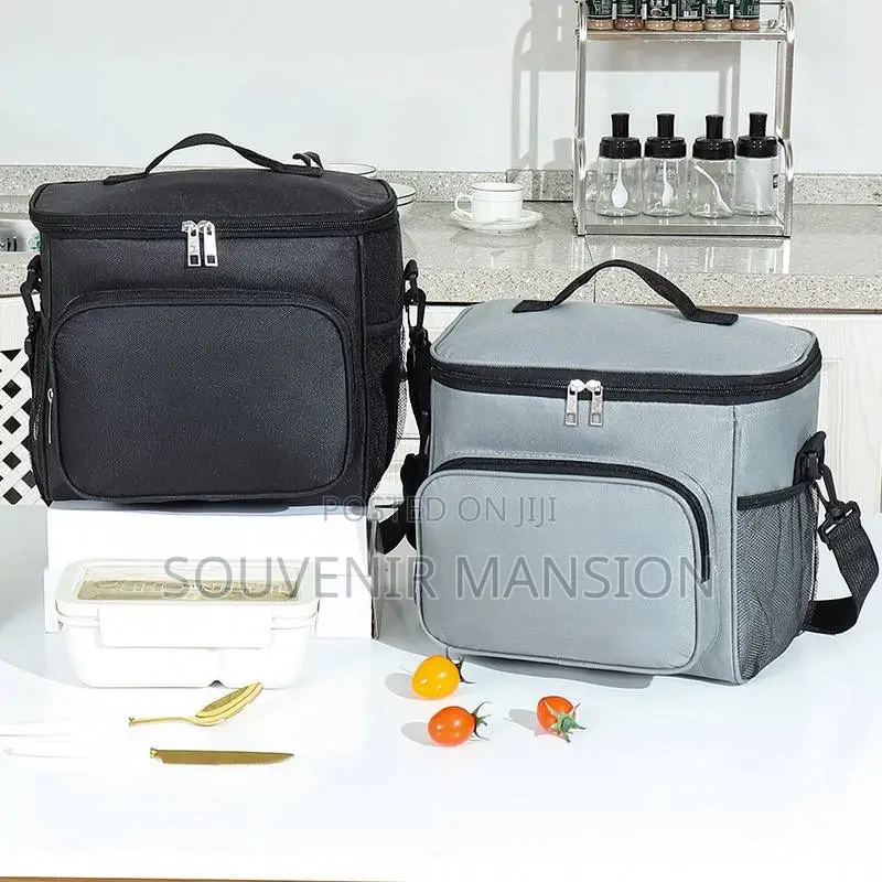Lunch Bag With Handle