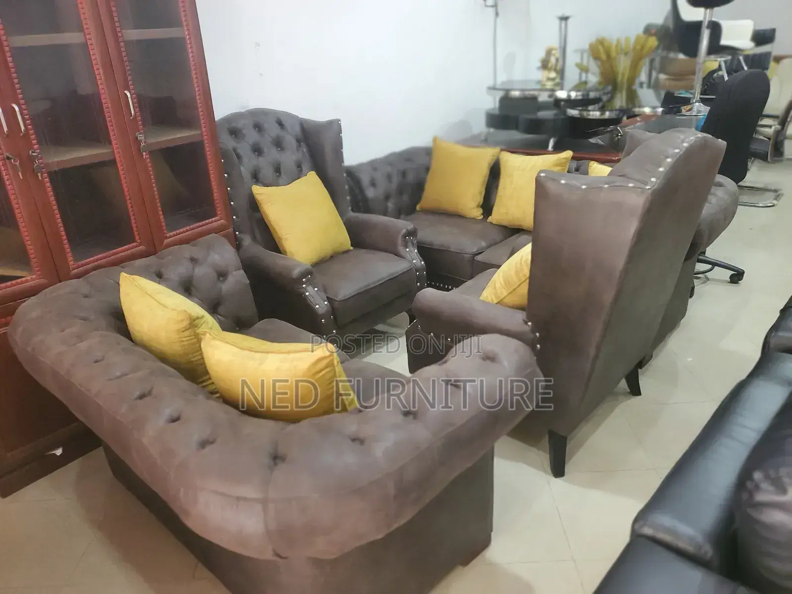 Quality Complete Sofa Set