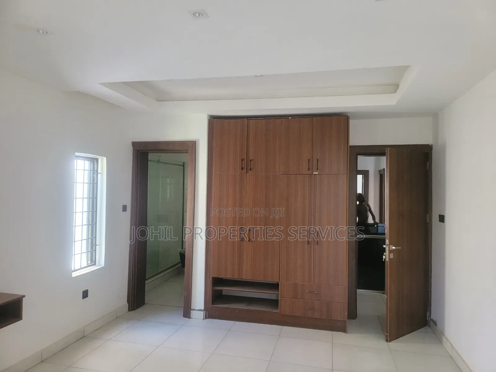 5bdrm Duplex in Citec Estate, Mbora for sale