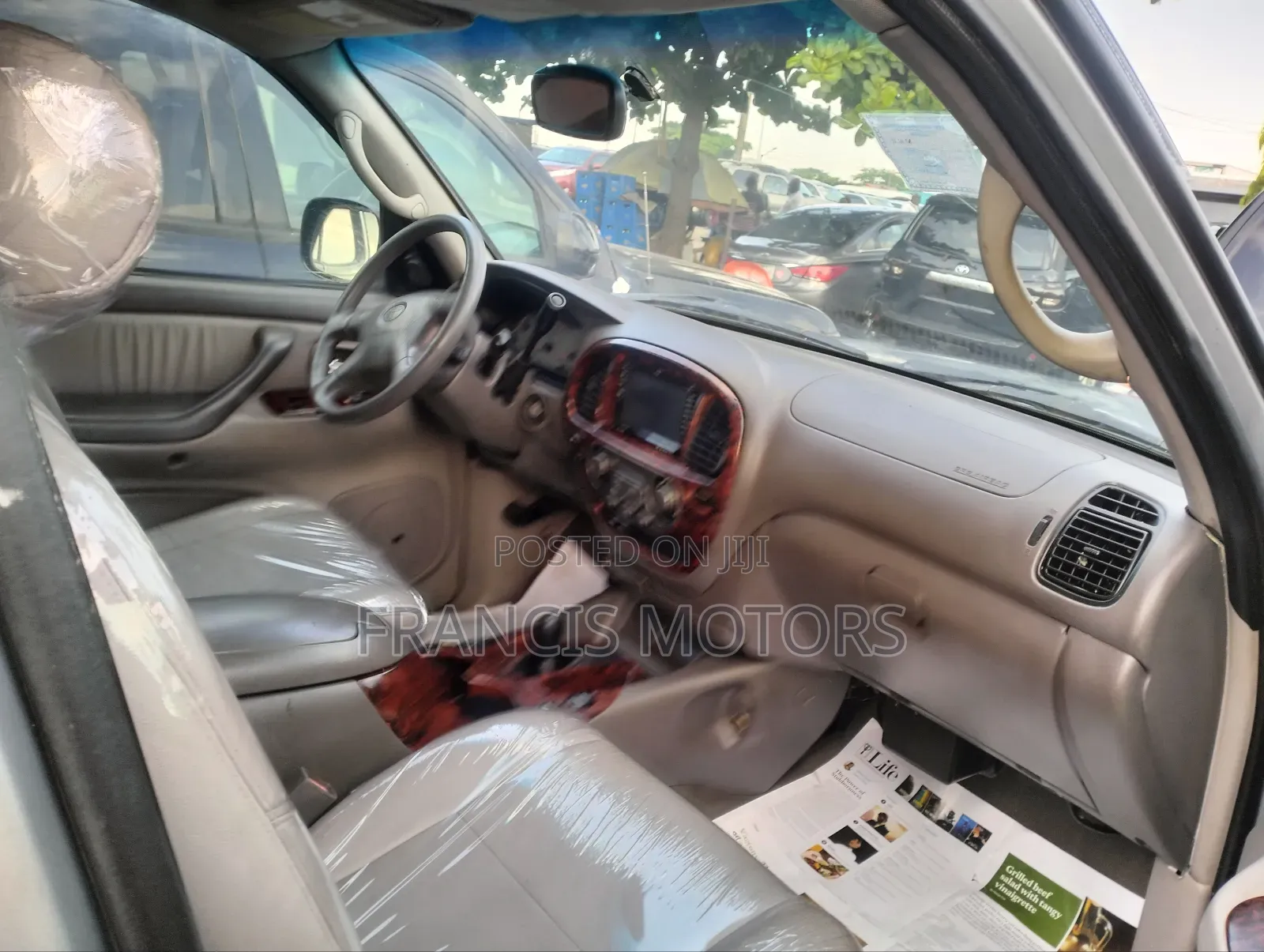 Toyota Sequoia 2004 Silver