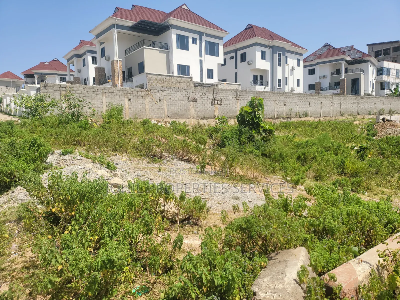 1000sqm Land for Sale at Guzape