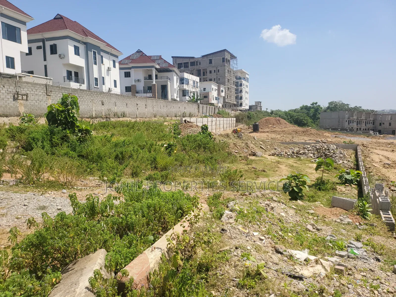 1000sqm Land for Sale at Guzape