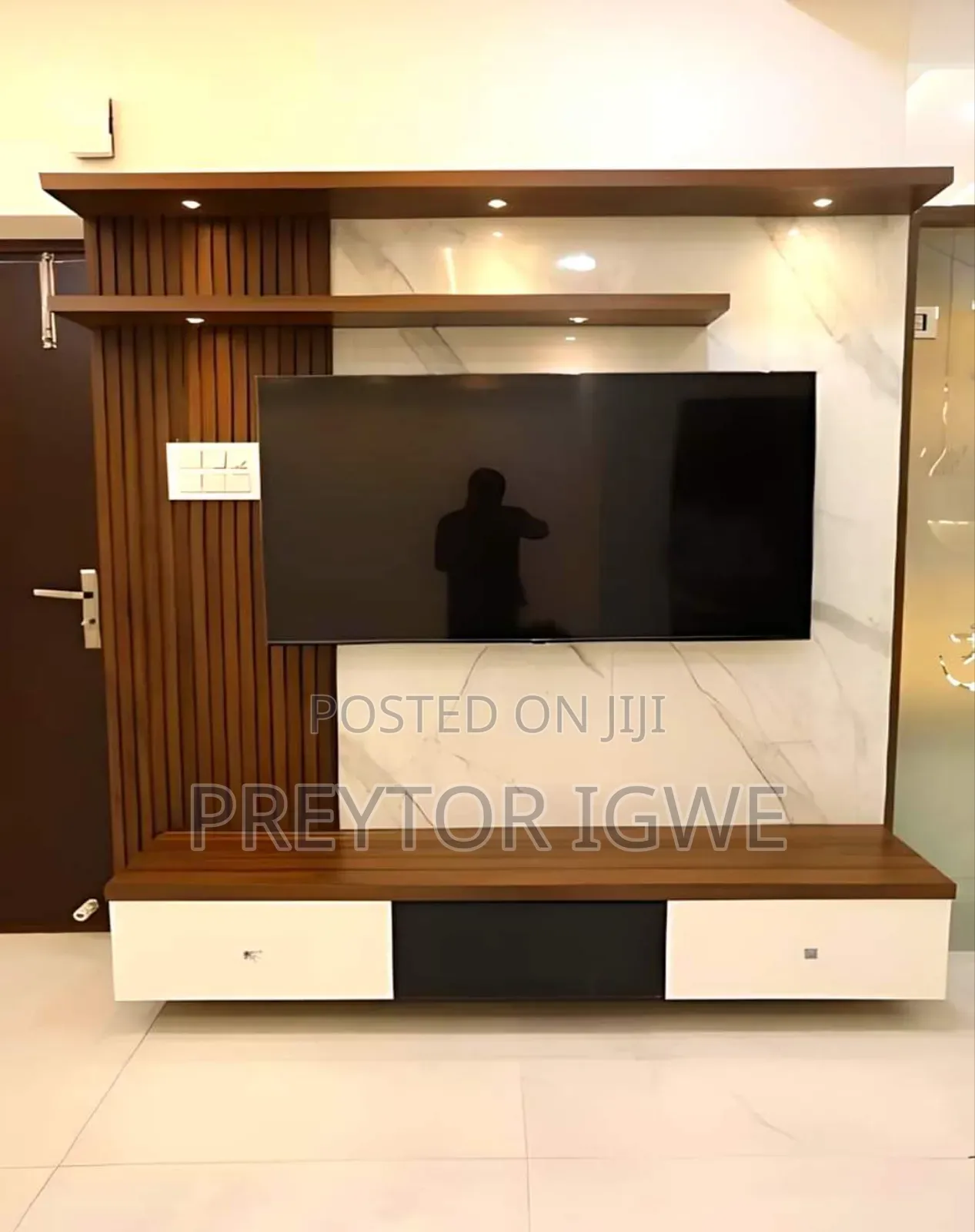Modern and Stylish TV Stand