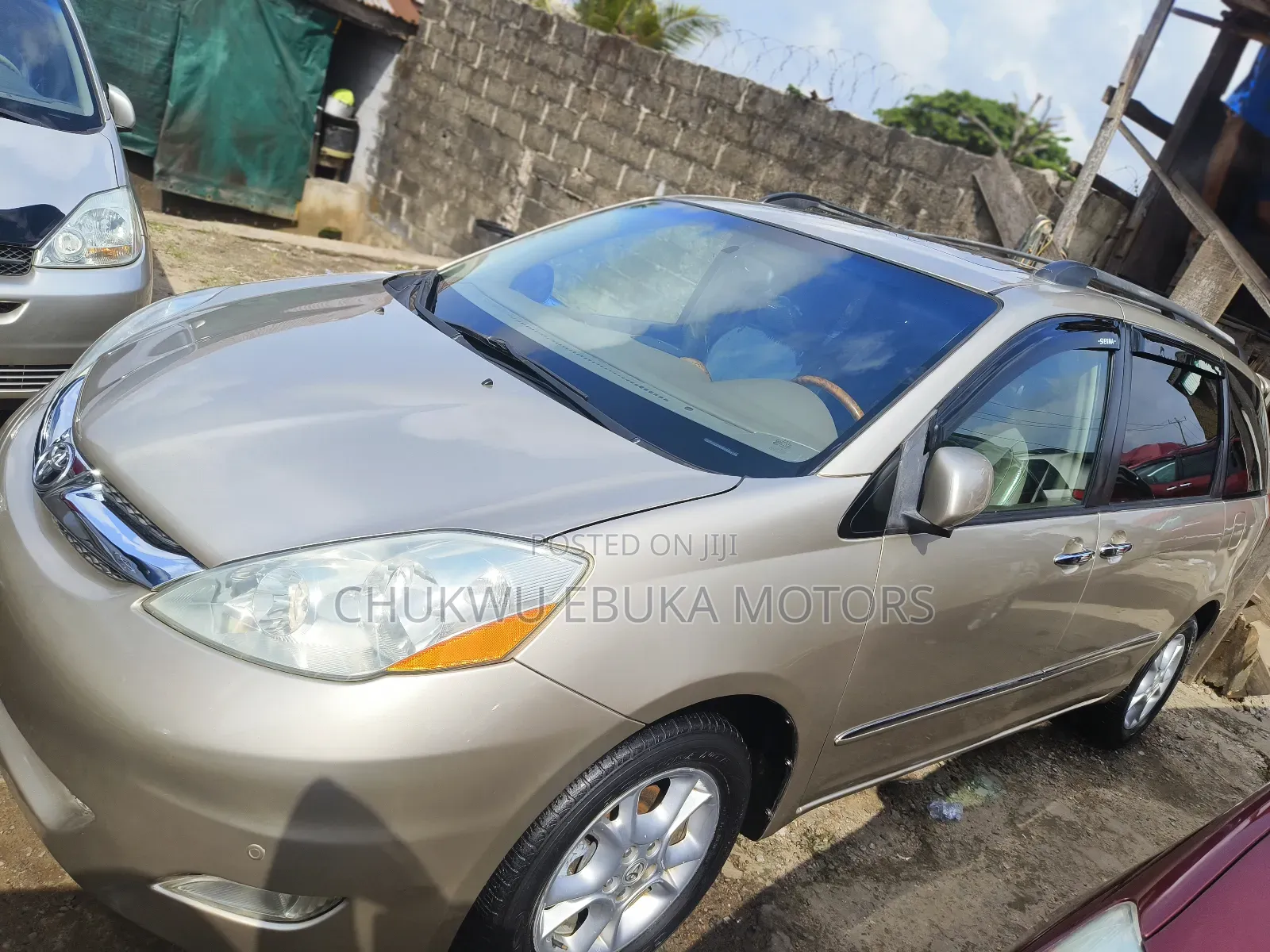 Toyota Sienna XLE Limited AWD 2006 Gold