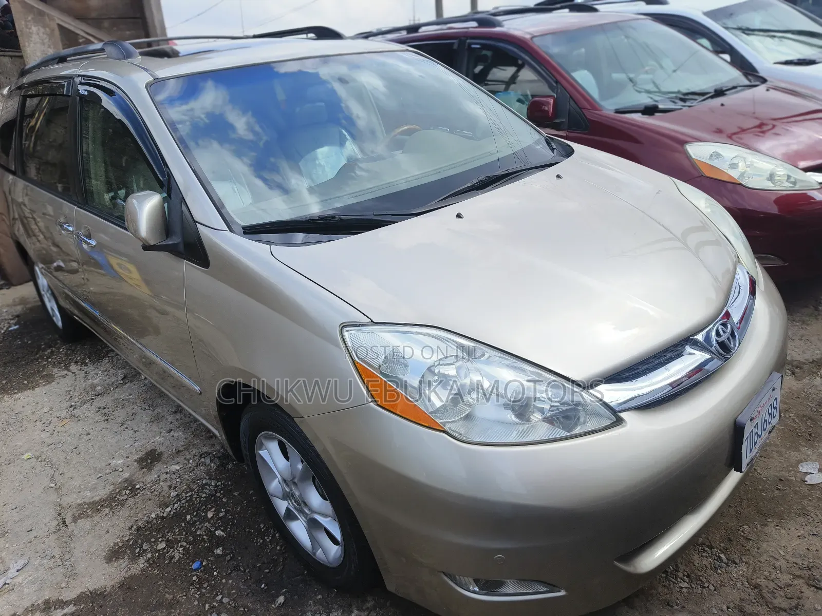 Toyota Sienna XLE Limited AWD 2006 Gold