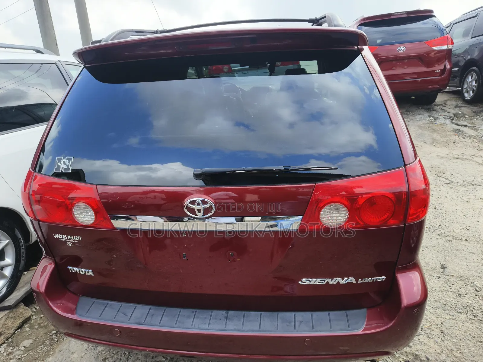 Toyota Sienna XLE Limited AWD 2009 Red