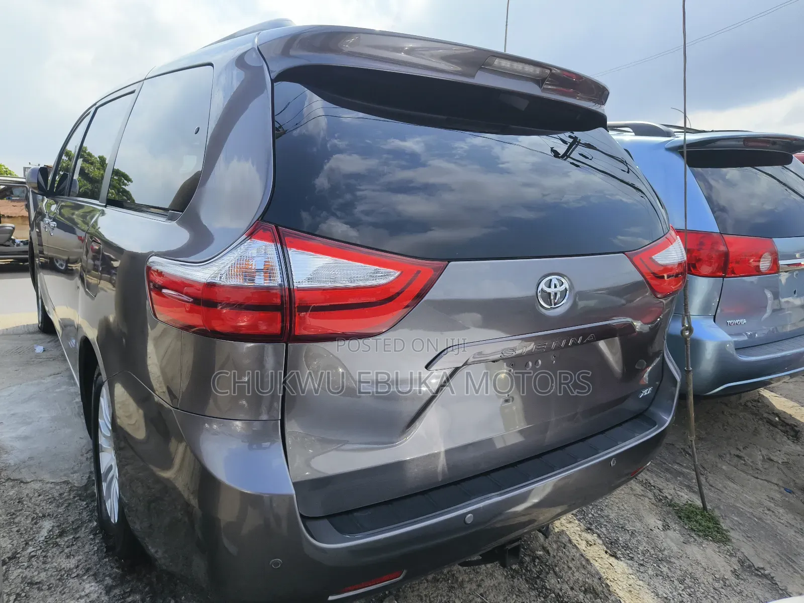 Toyota Sienna 2015 Gray