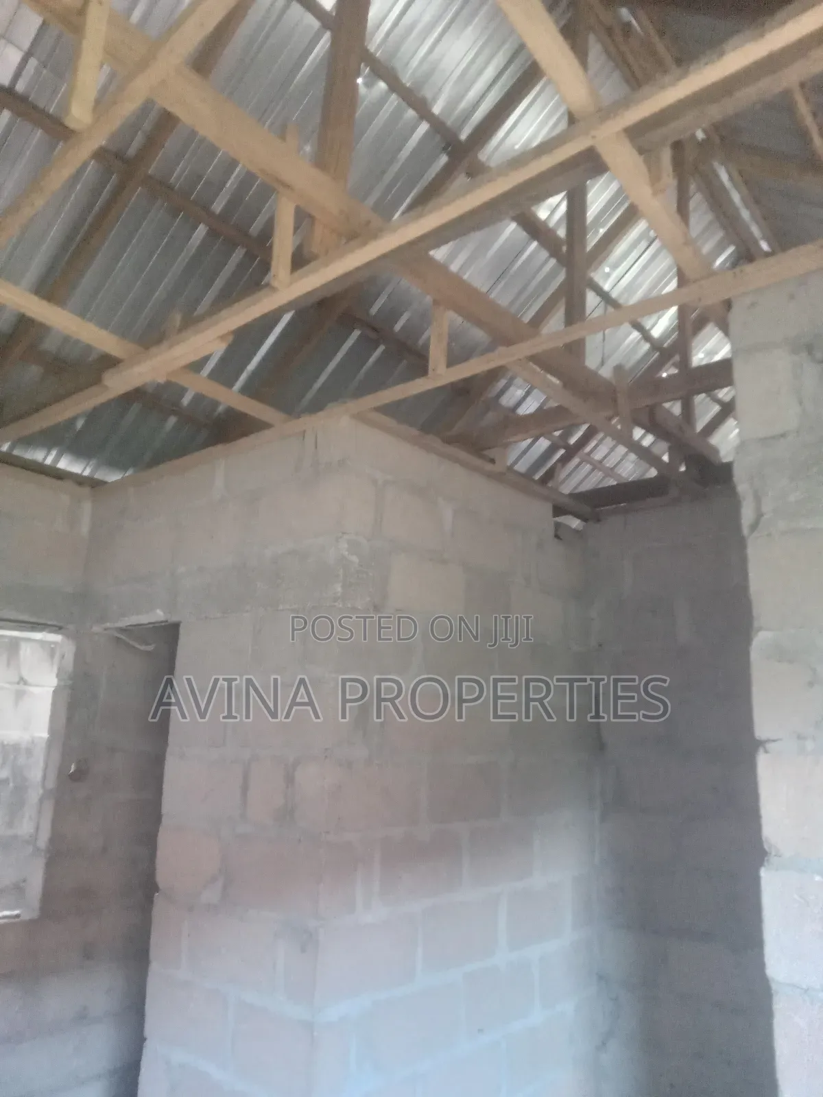 7 Unit of Self-Contained With Extra Plot for Sale