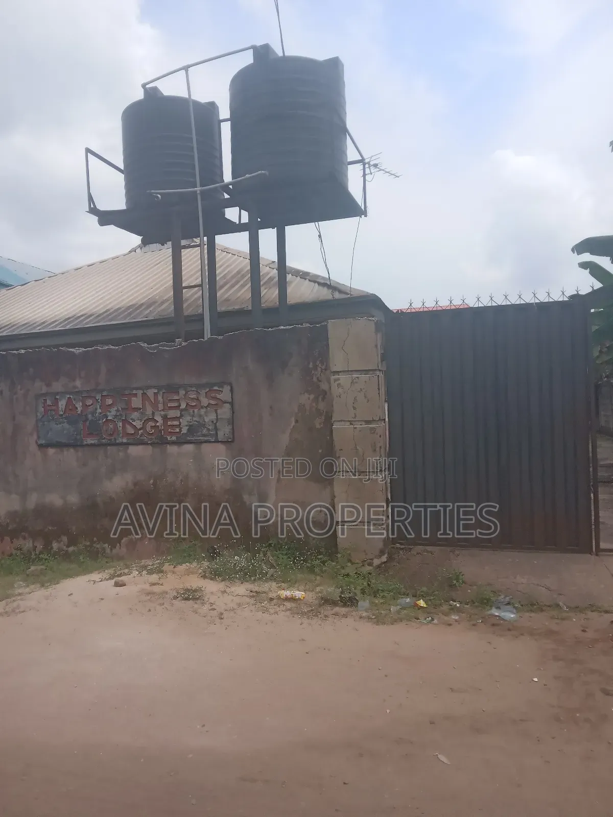 16 Rooms Self-Contained on 2 Plots of Lands in Owerri