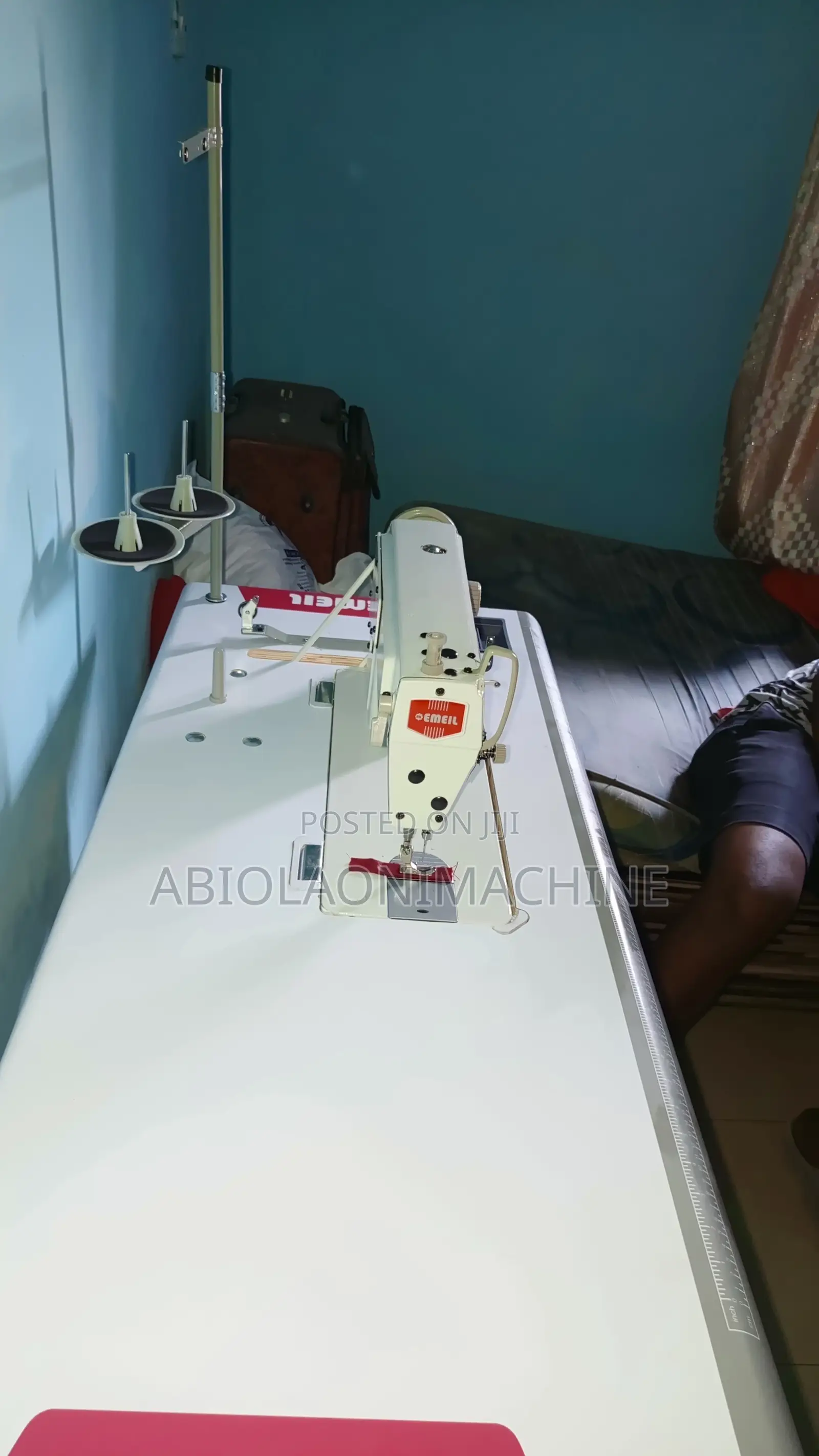 Emeil Industrial Straight Sewing Machine