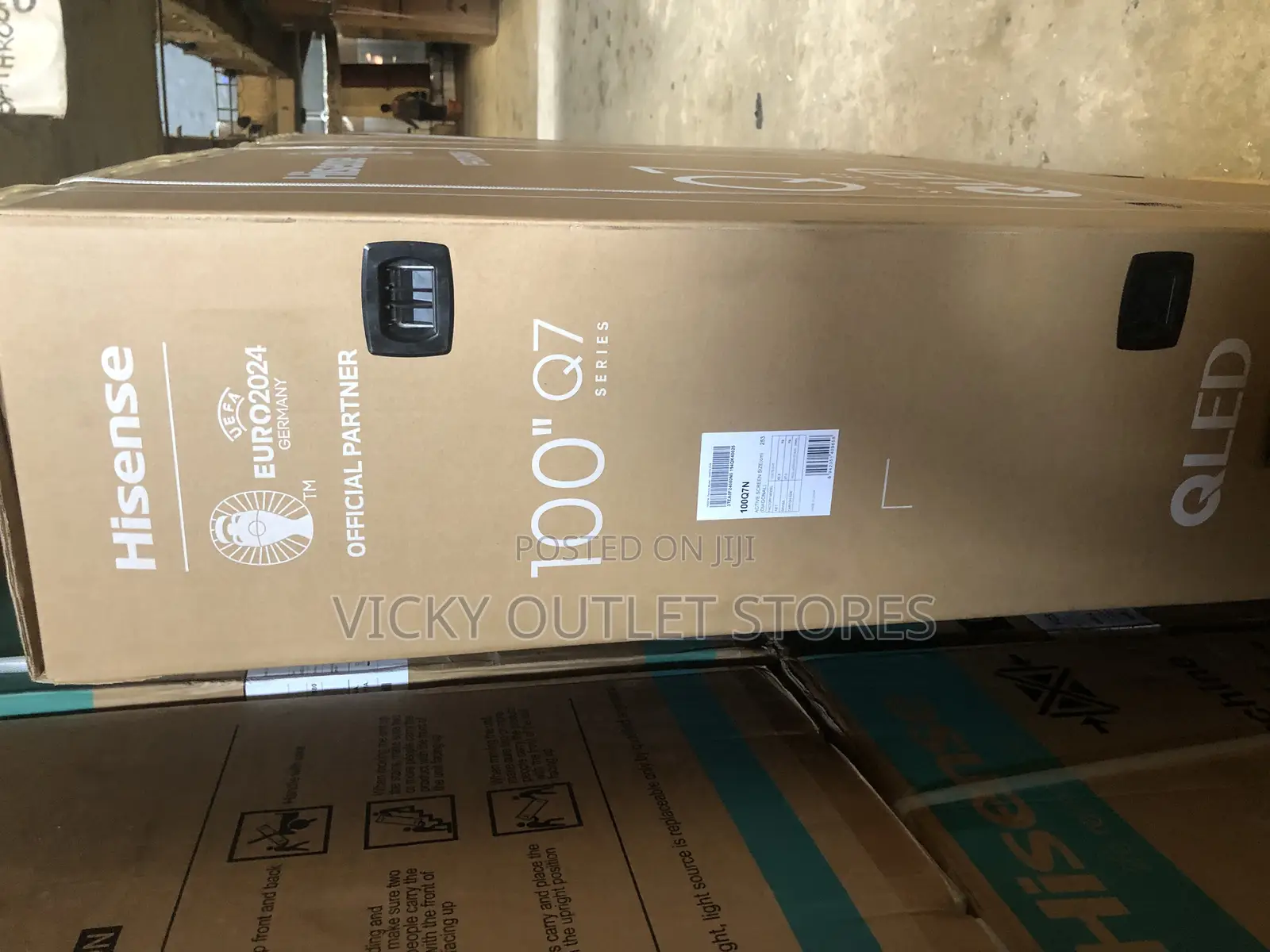Hisense 100”Inches Qled Smart Tv