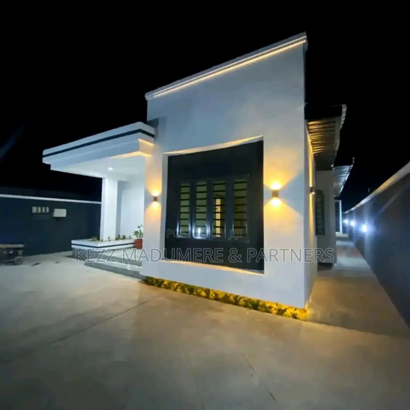 4bdrm Bungalow in Omachi Estate , for sale