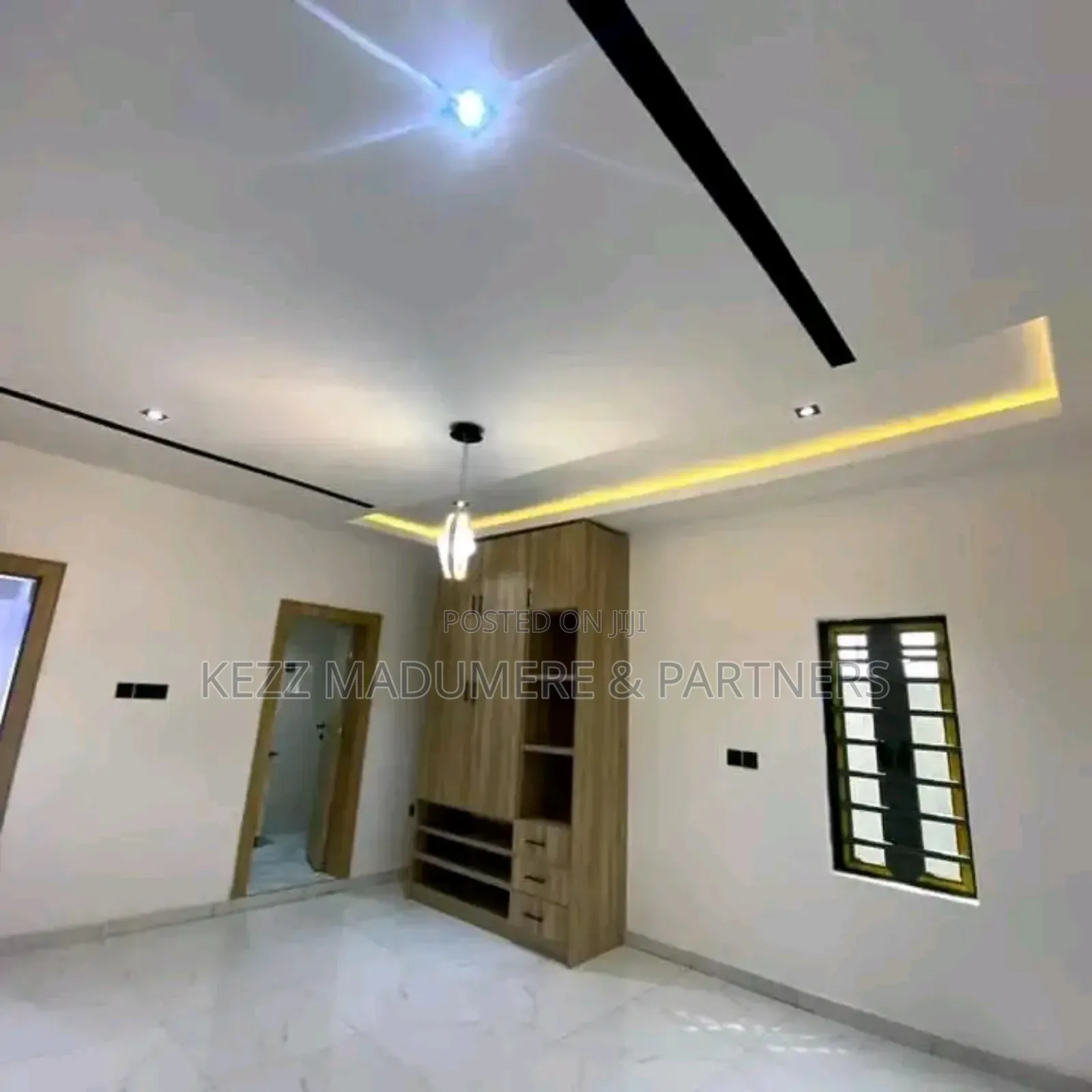 4bdrm Bungalow in Omachi Estate , for sale