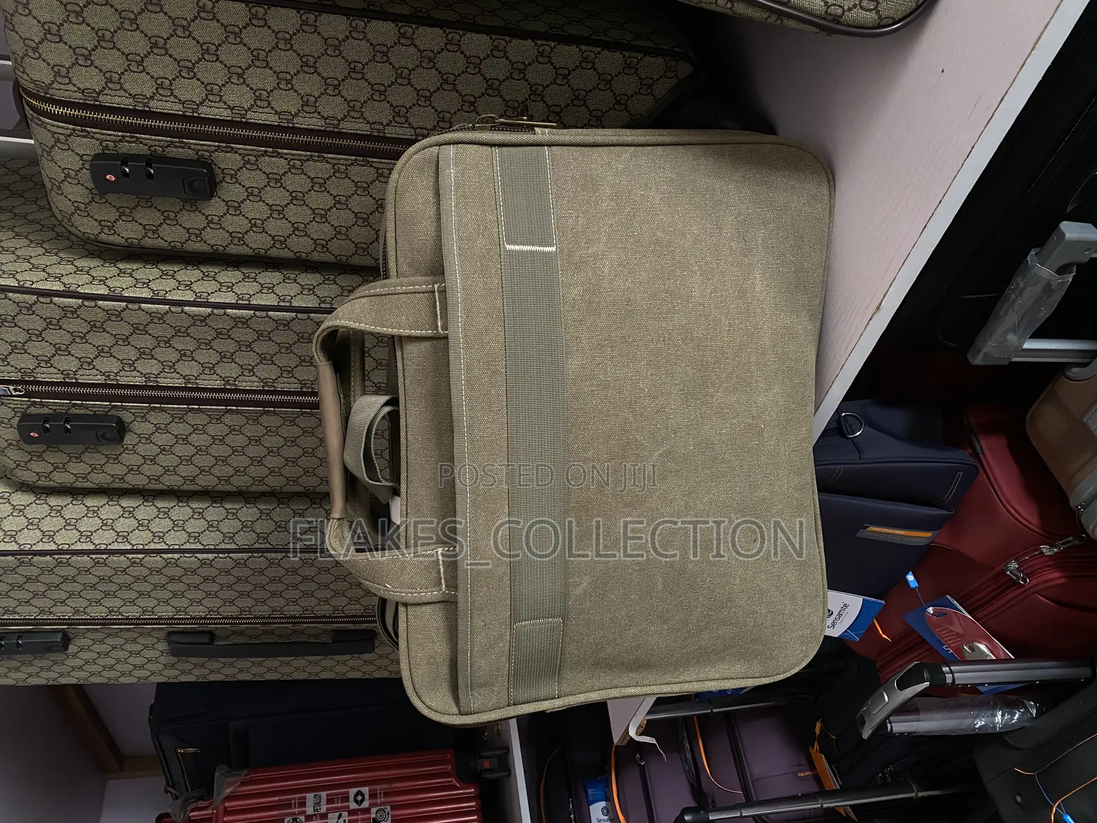 Aoking Kaki Material Handbag