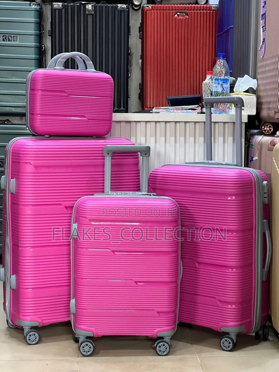Set of Polypropylene Rubber Luggage Box