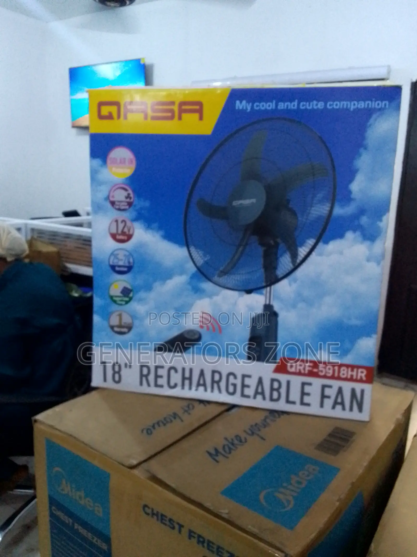 QASA Blade Design 18" Rechargeable Fan {Qrf-5918hr}