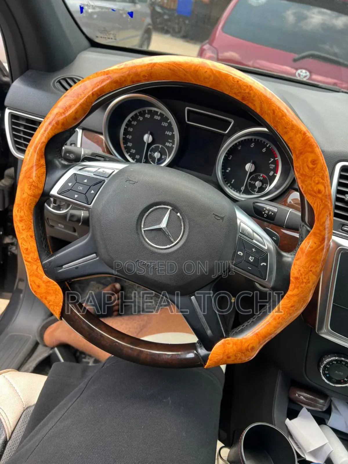 Steering Wheel Gripper Cover