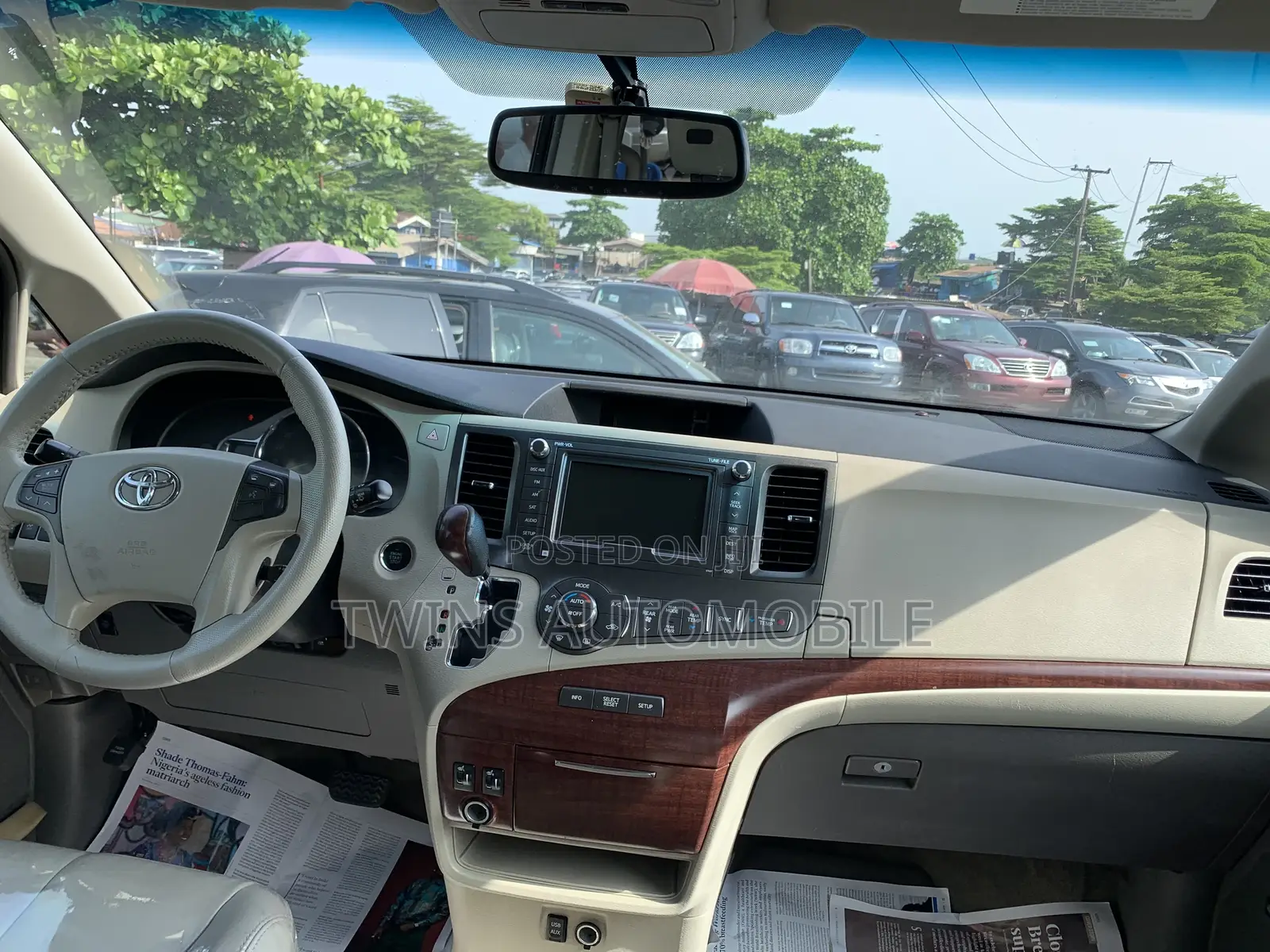 Toyota Sienna XLE AWD 7-Passenger 2013 Red
