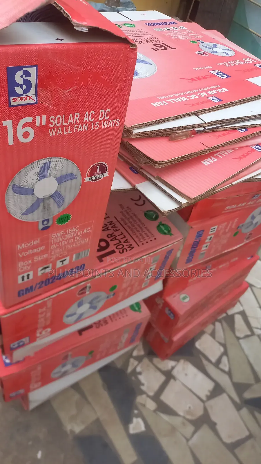 Sonik Solar Wall Fan 16" Ac /Dc