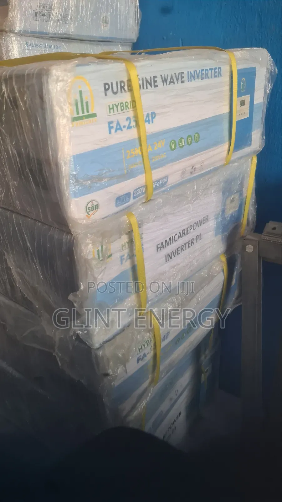2.5kva 24v Famicare Hybrid Inverter