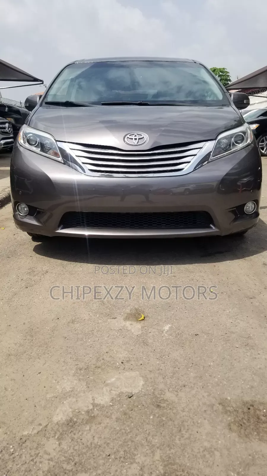 Toyota Sienna 2015 Gray
