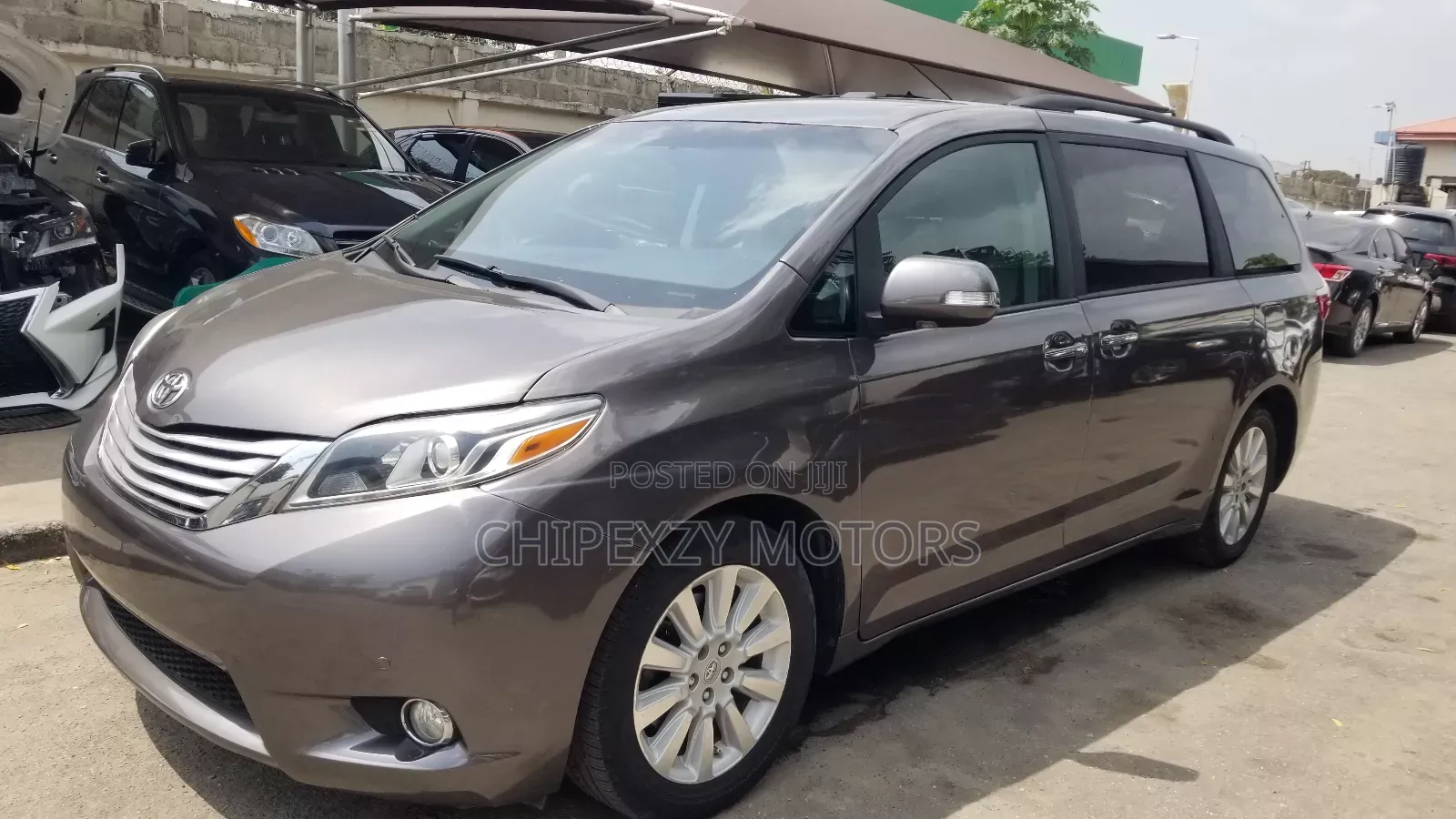 Toyota Sienna 2015 Gray