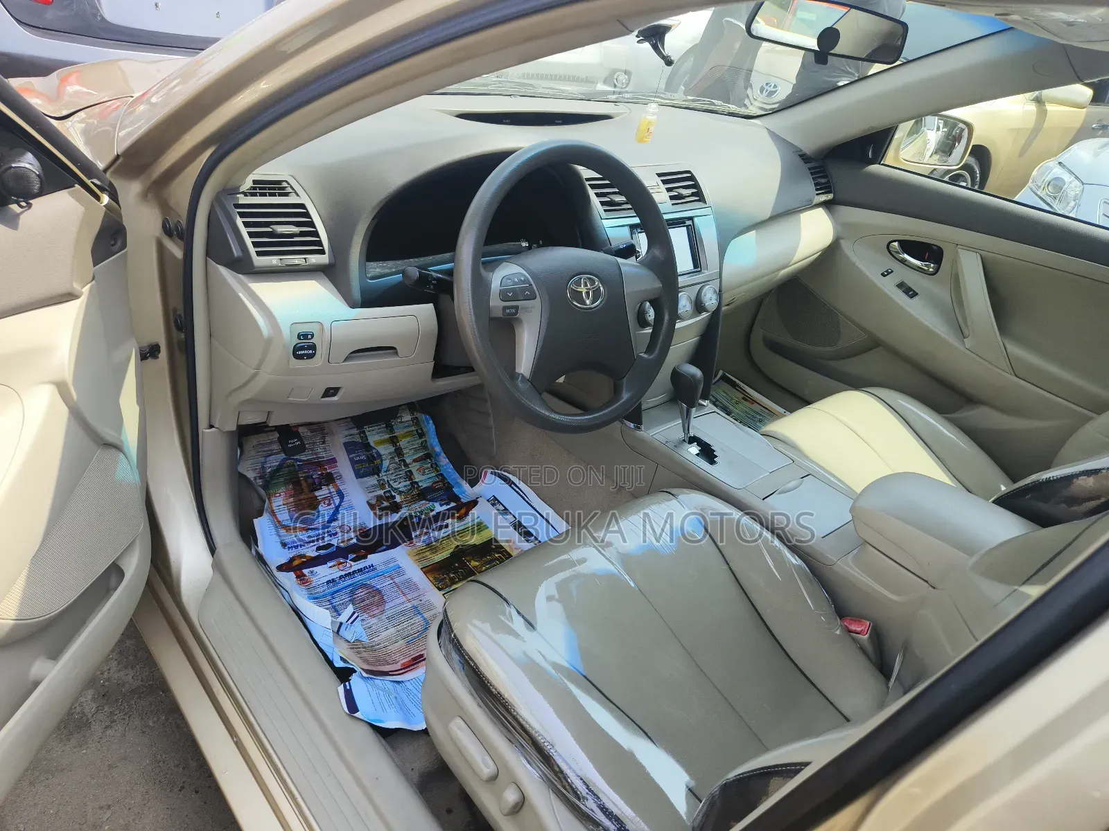 Toyota Camry 2010 Gold