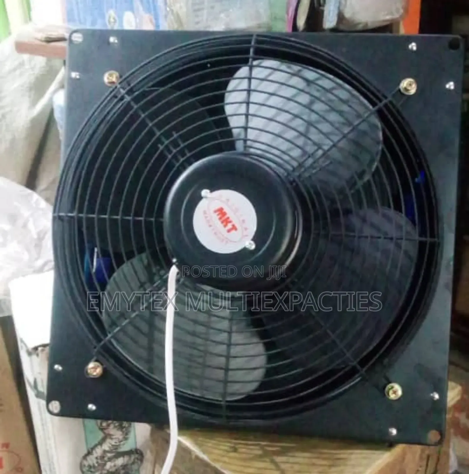 MKT Shuttle Exhaust Fan 300m12"