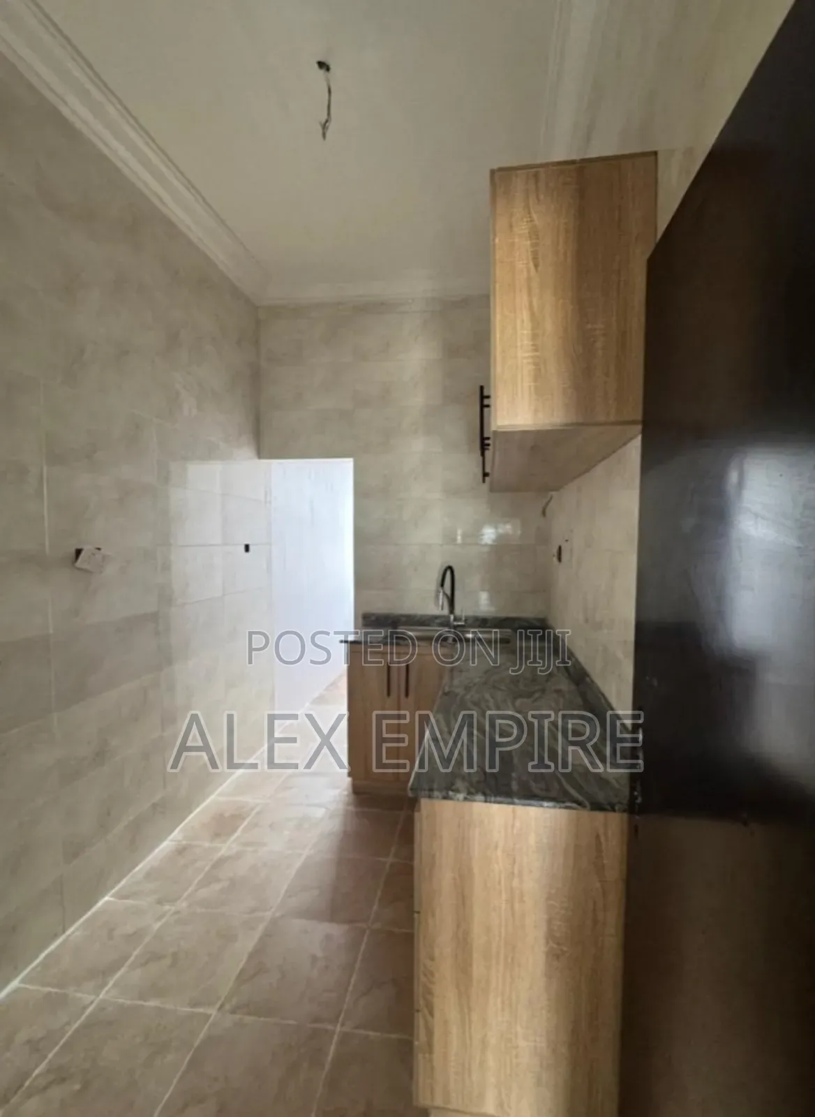 Mini Flat in Ago Palace for rent