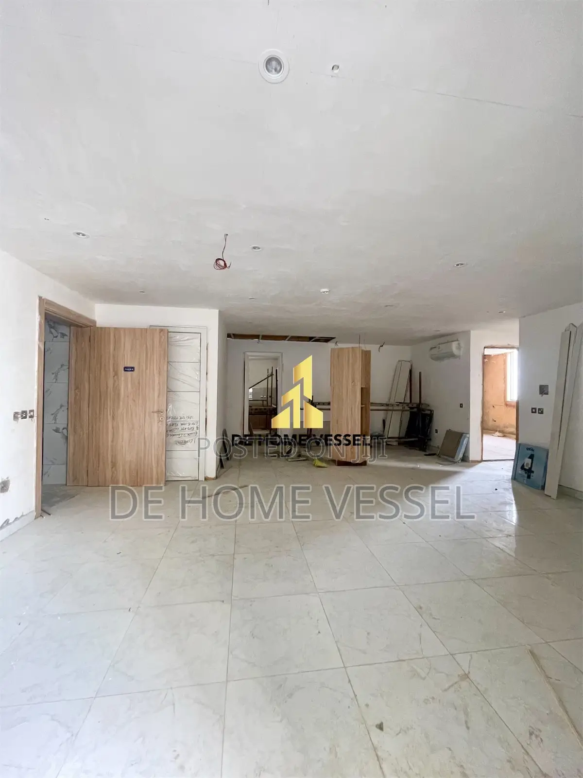 3bdrm Apartment in Victoria Island for sale