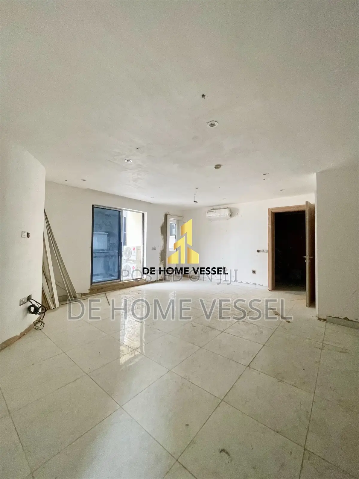 3bdrm Apartment in Victoria Island for sale
