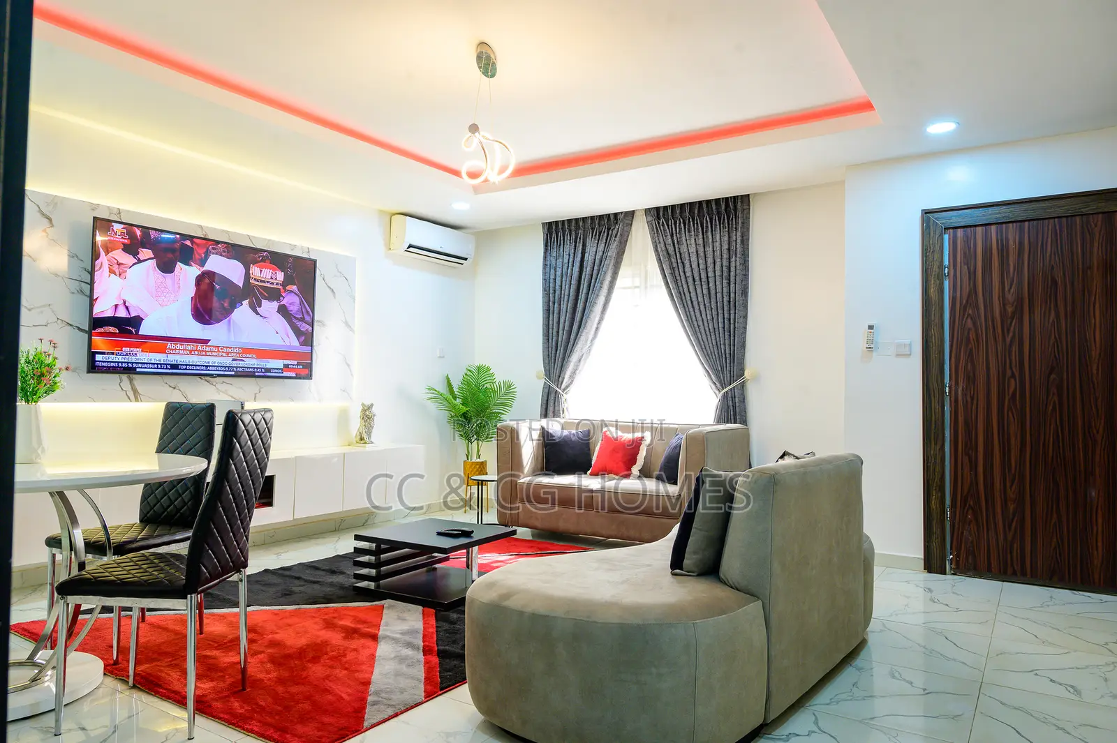 Spacious 4-Bedroom With Modern Comforts and PS5