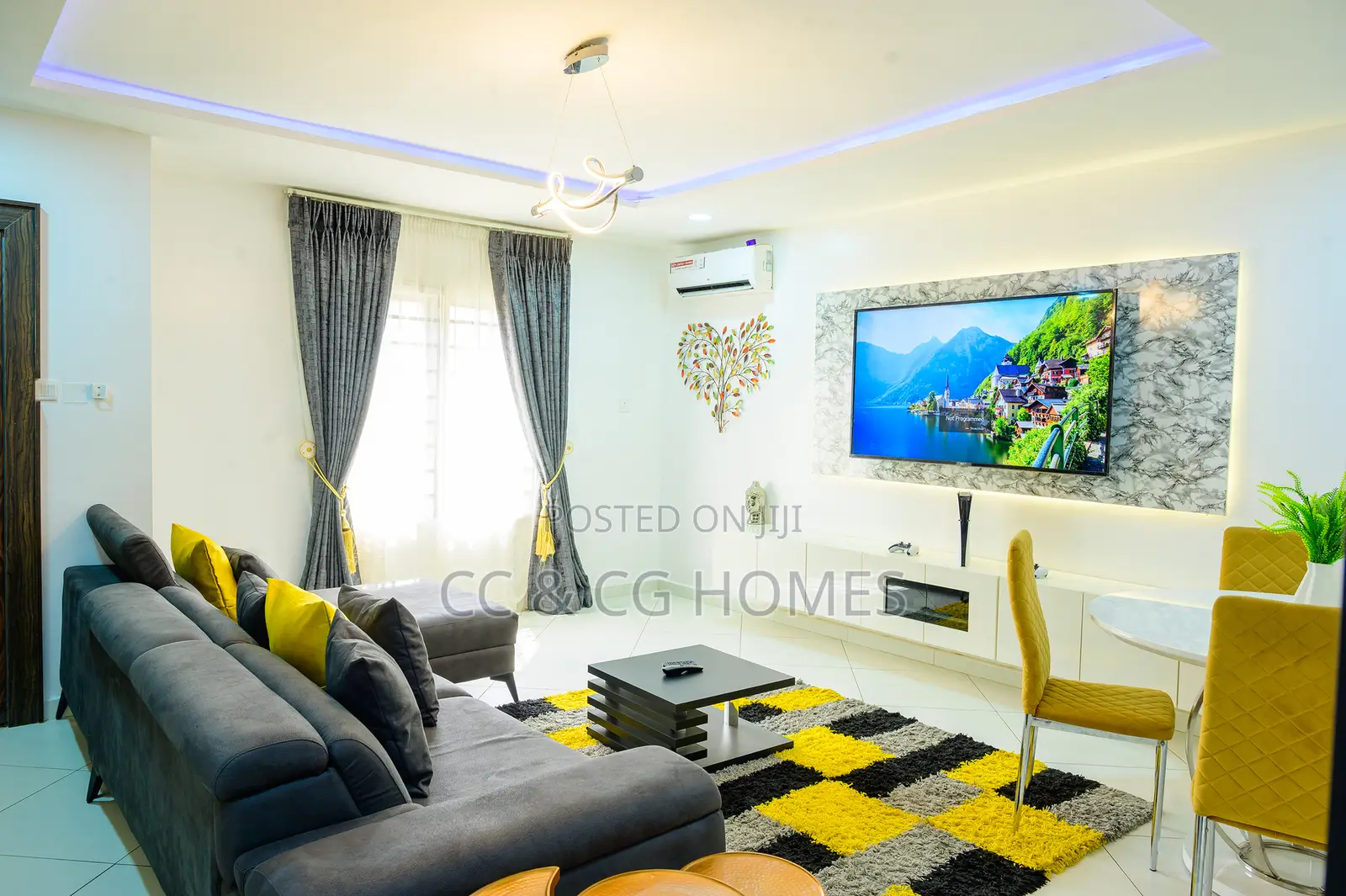 Charming 4-Bedroom Haven With Cozy Amenities PS5