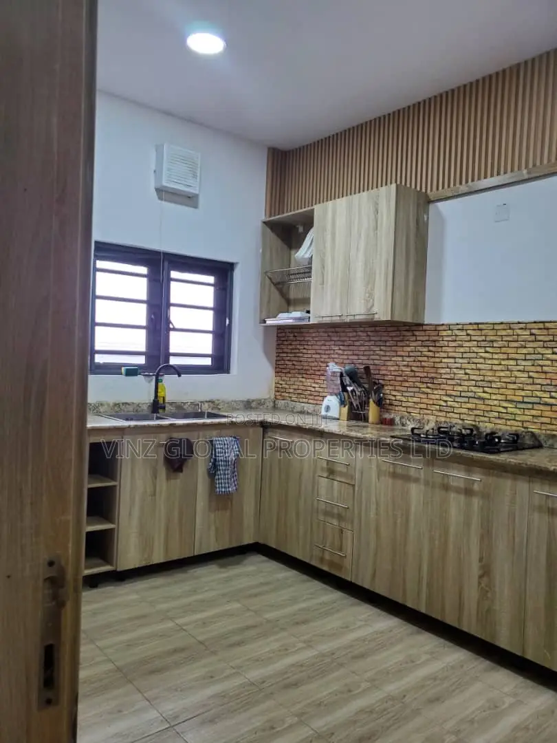 Luxury 2 Bedroom Apartment With 24 Hours Electricity