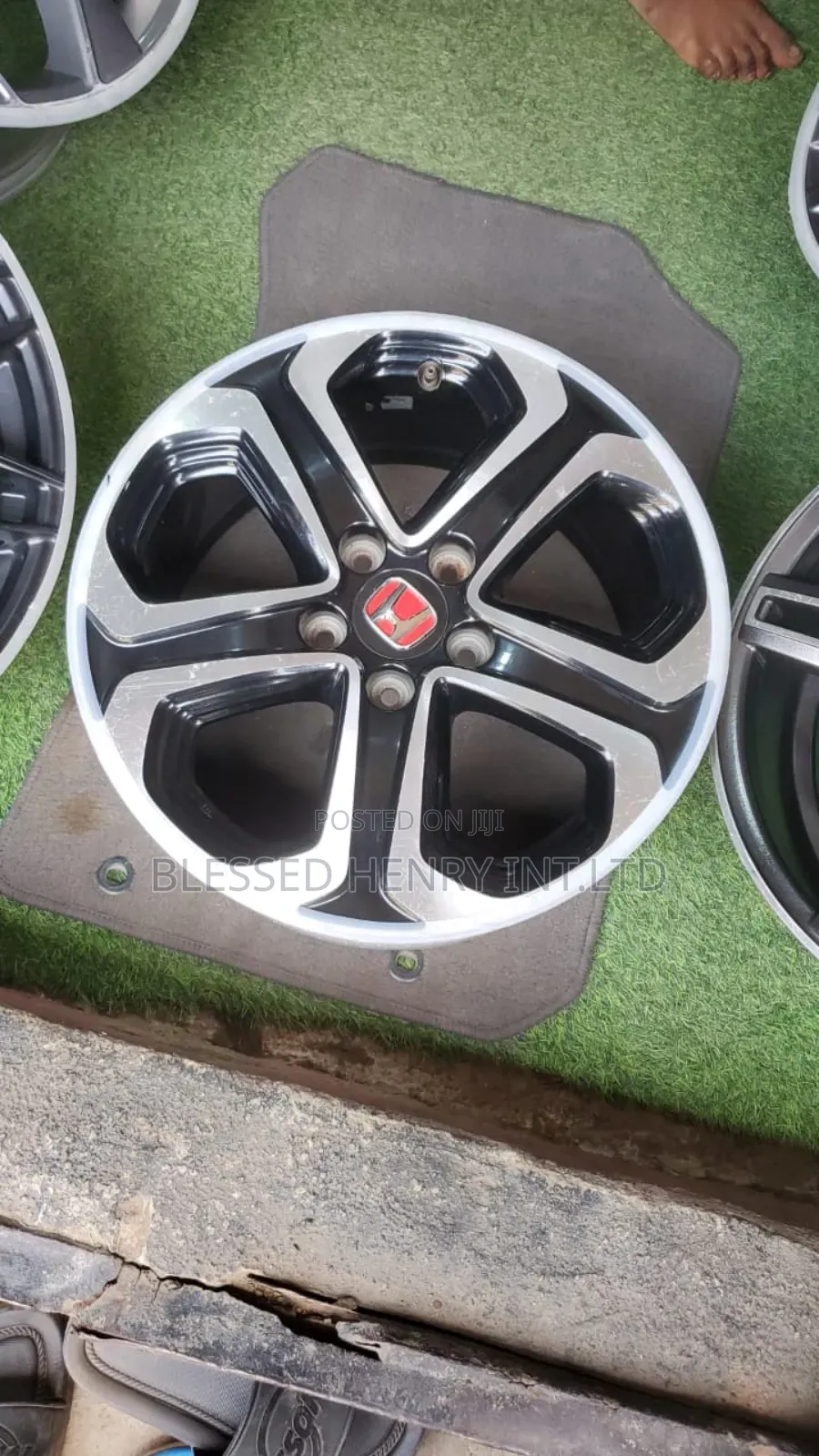 Rim Honda .