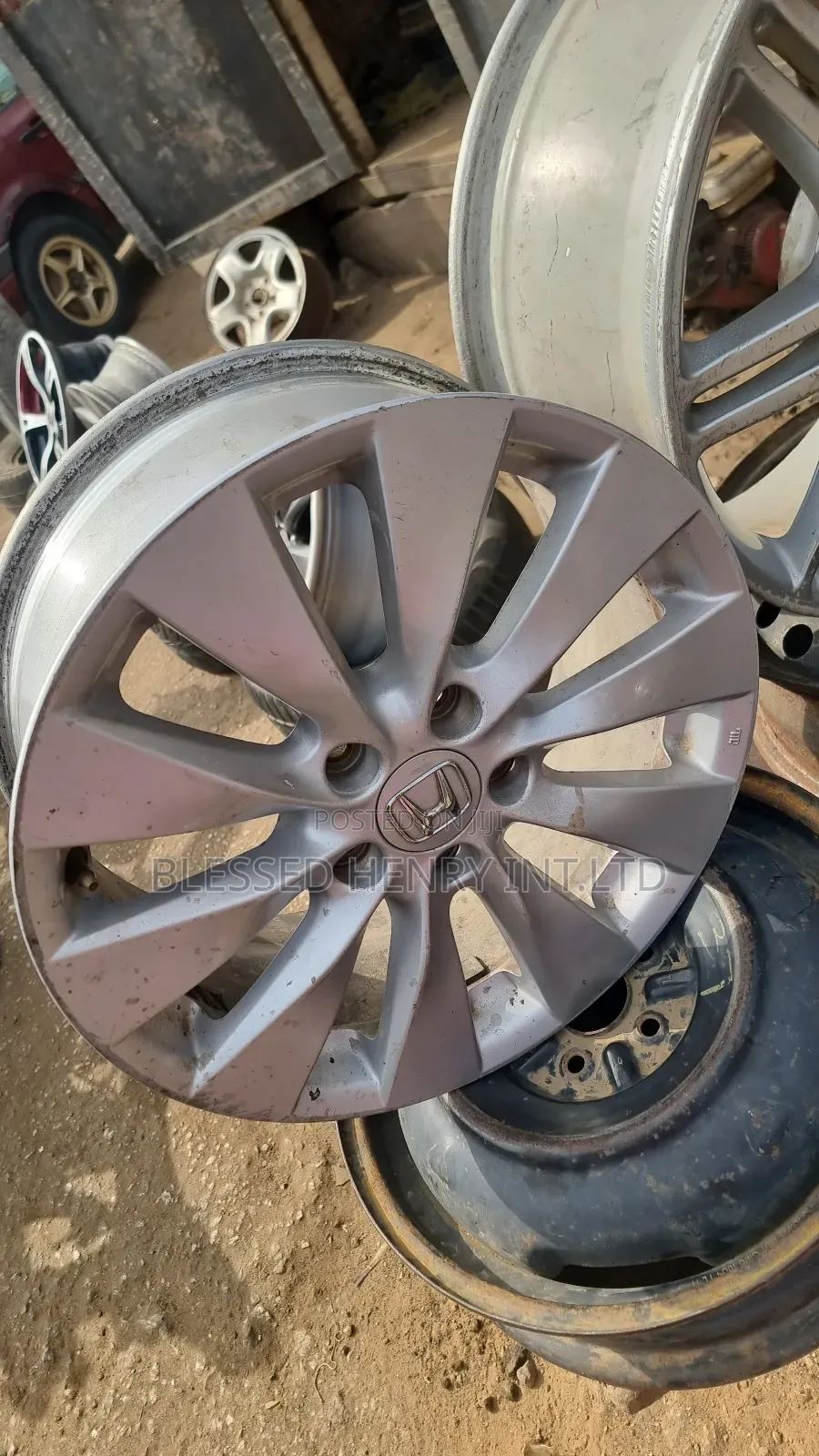 Rim Honda .