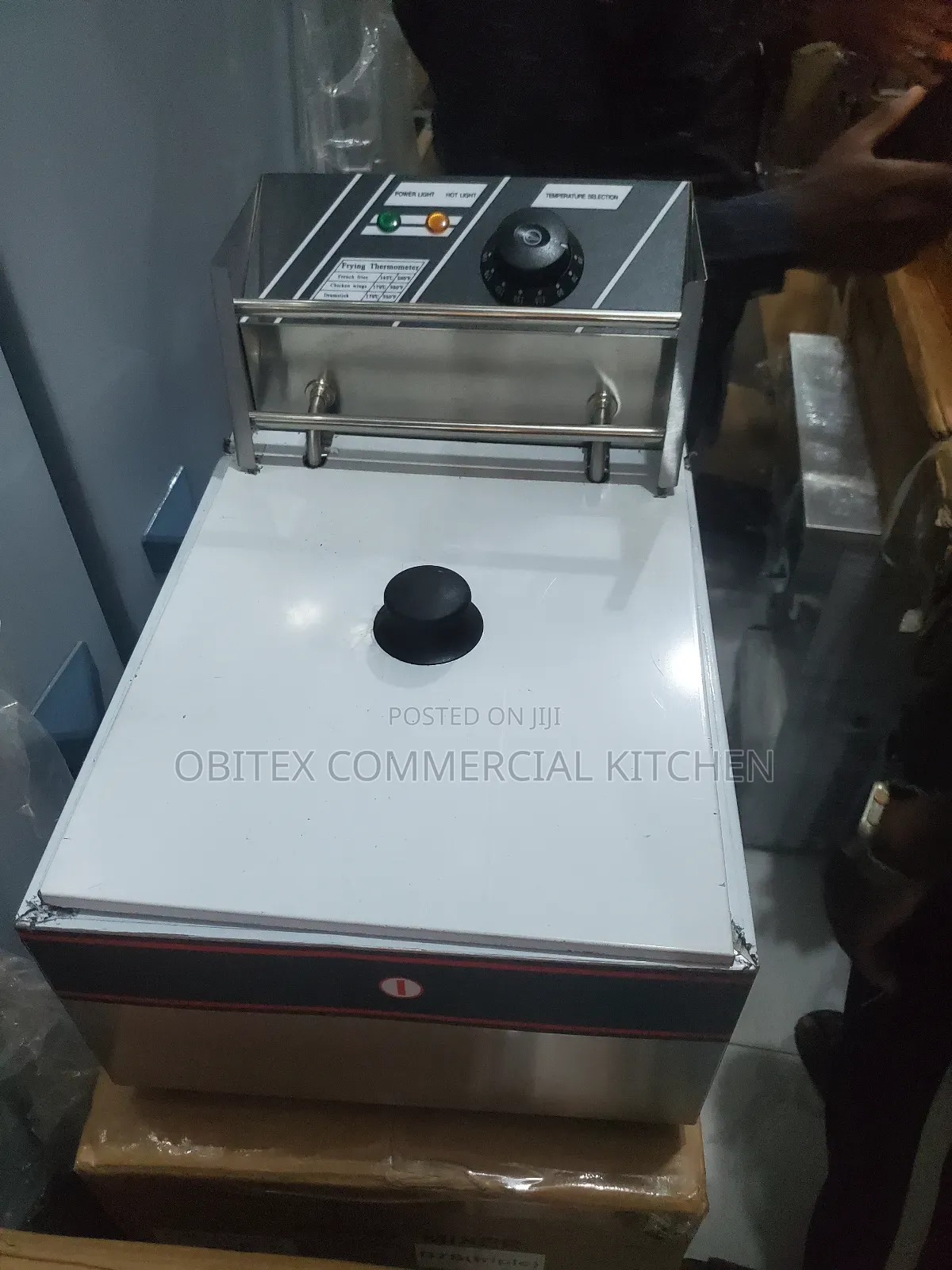 Electric Single Basket Deep Fryer Is Available for Sales