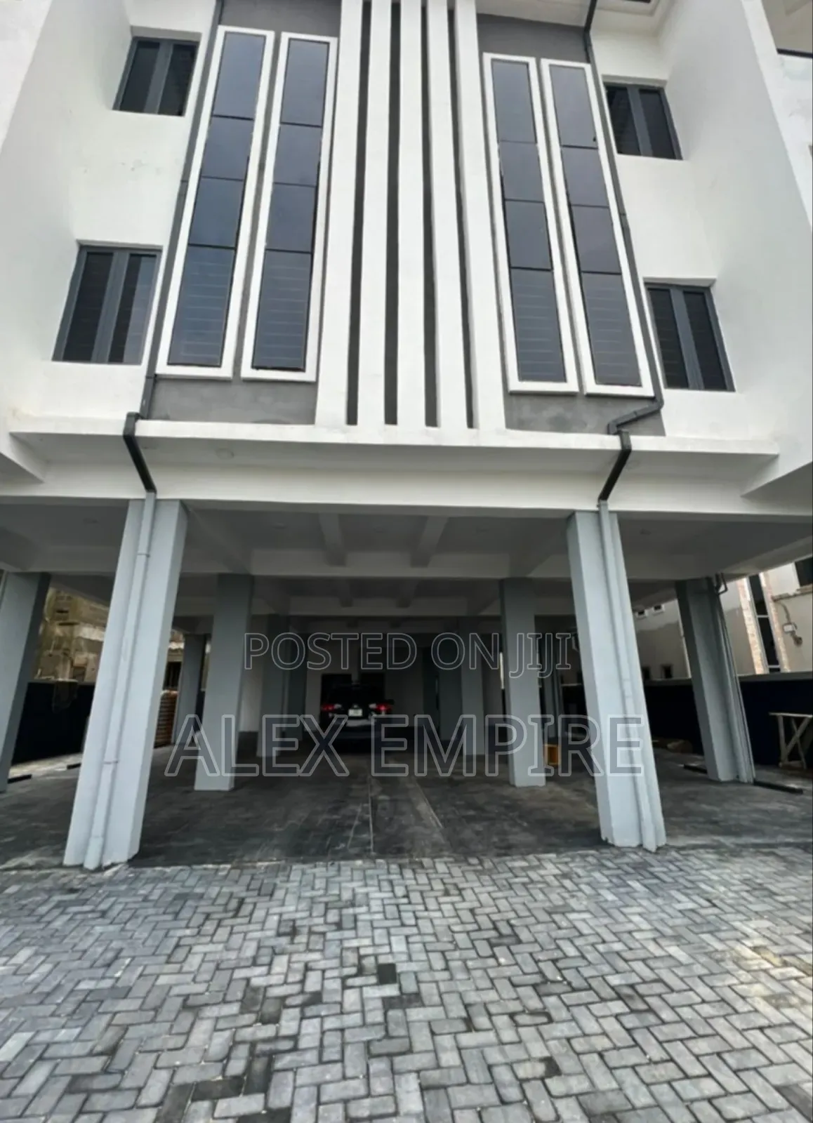 3bdrm Apartment in Amuwo-Odofin for sale