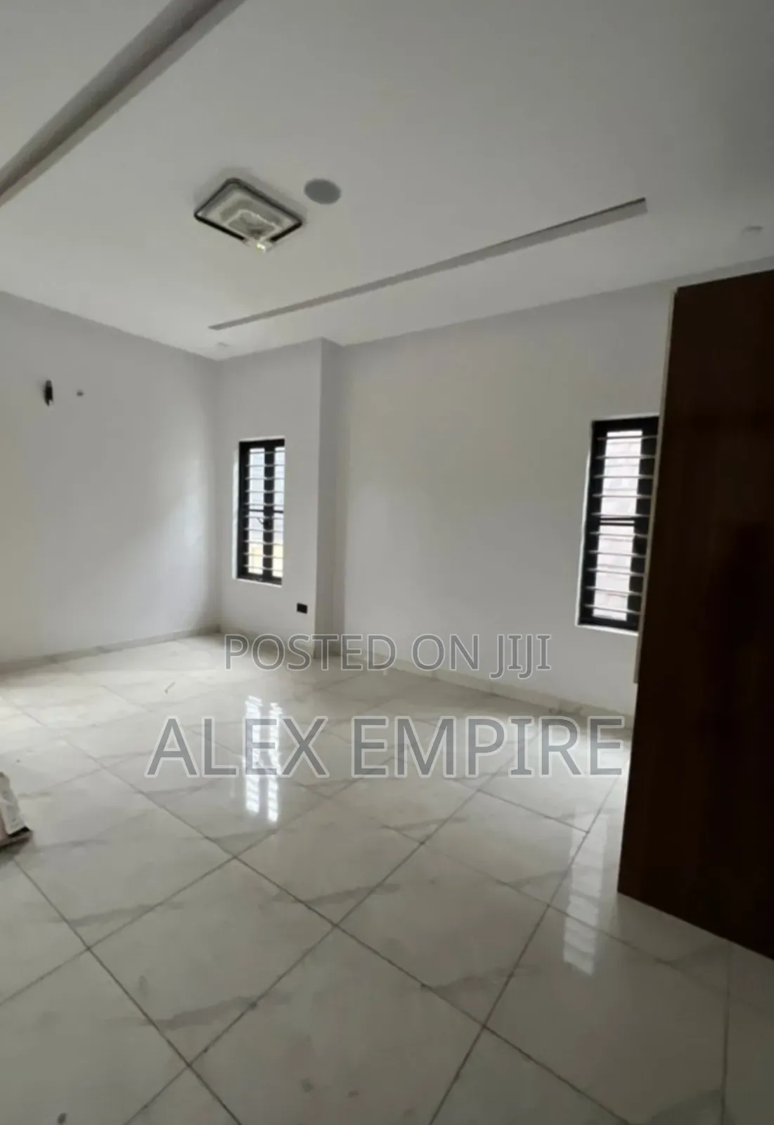 3bdrm Apartment in Amuwo-Odofin for sale