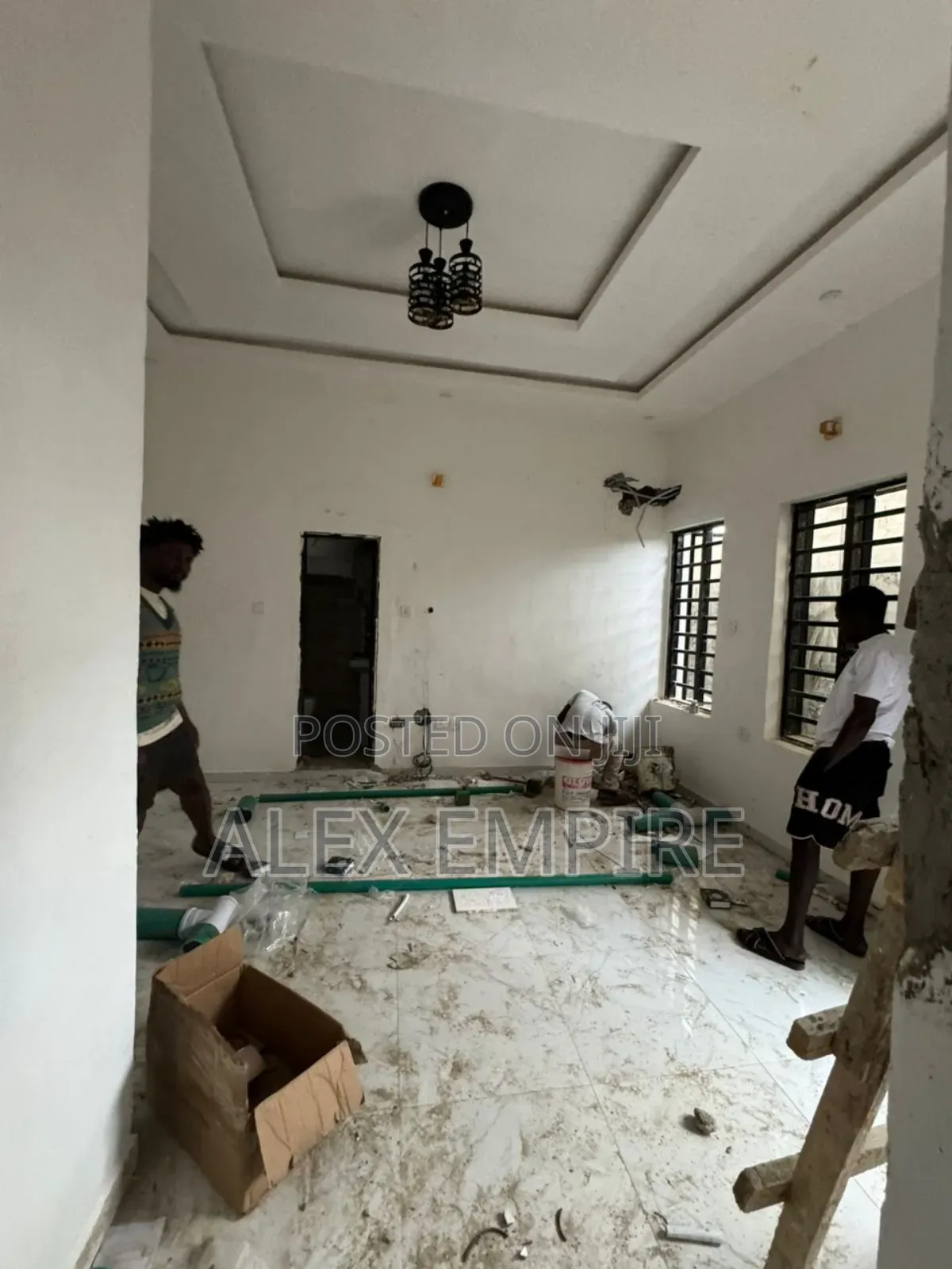 Mini Flat in Ago Palace for rent