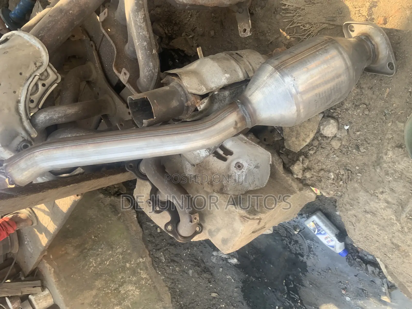 Center Catalyst for Toyota RAV4 2008 V6 Engine Brand New One