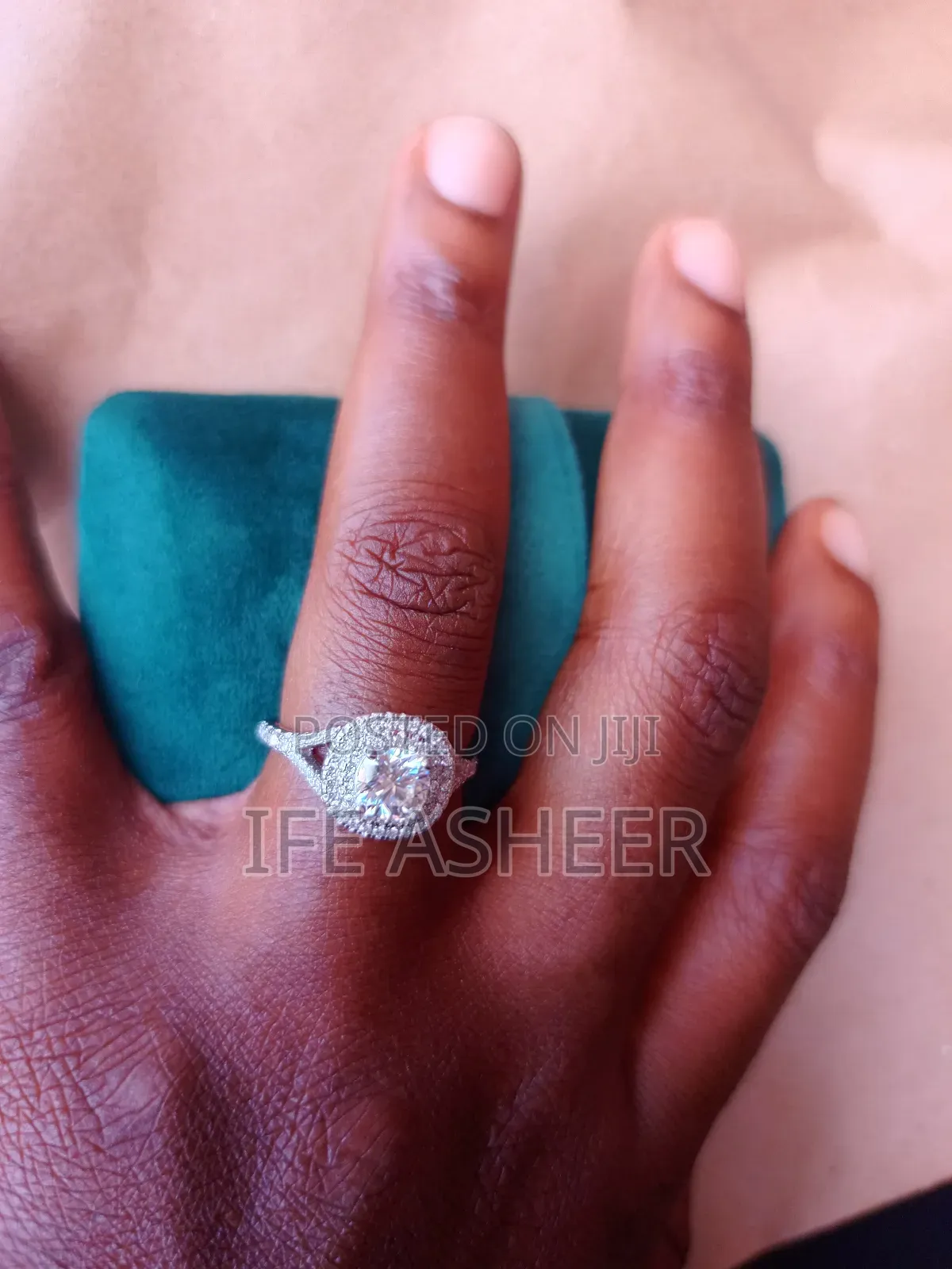 Mossanite Diamond Stone Ladies Proposal Ring 00023
