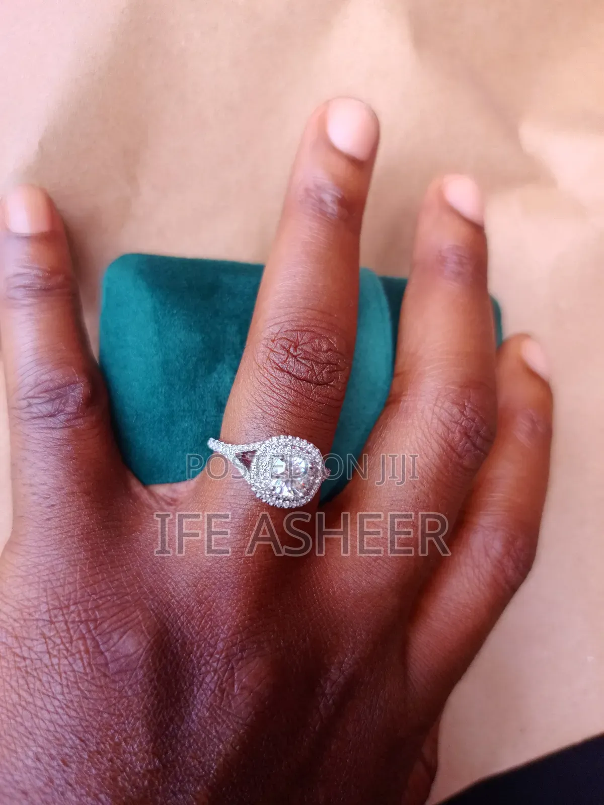 Mossanite Diamond Stone Ladies Proposal Ring 00023