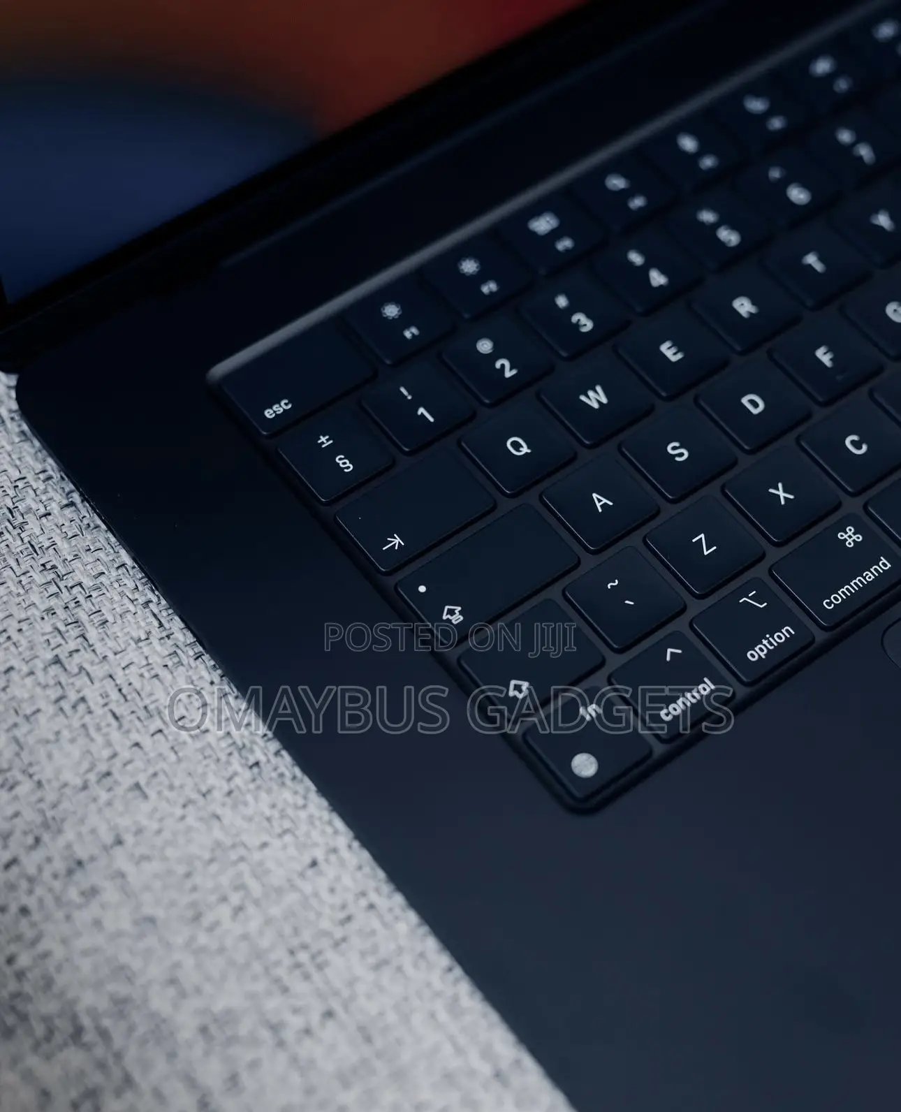 New Laptop Apple MacBook Air 2022 M2 8GB Intel Core I5 SSD 512GB