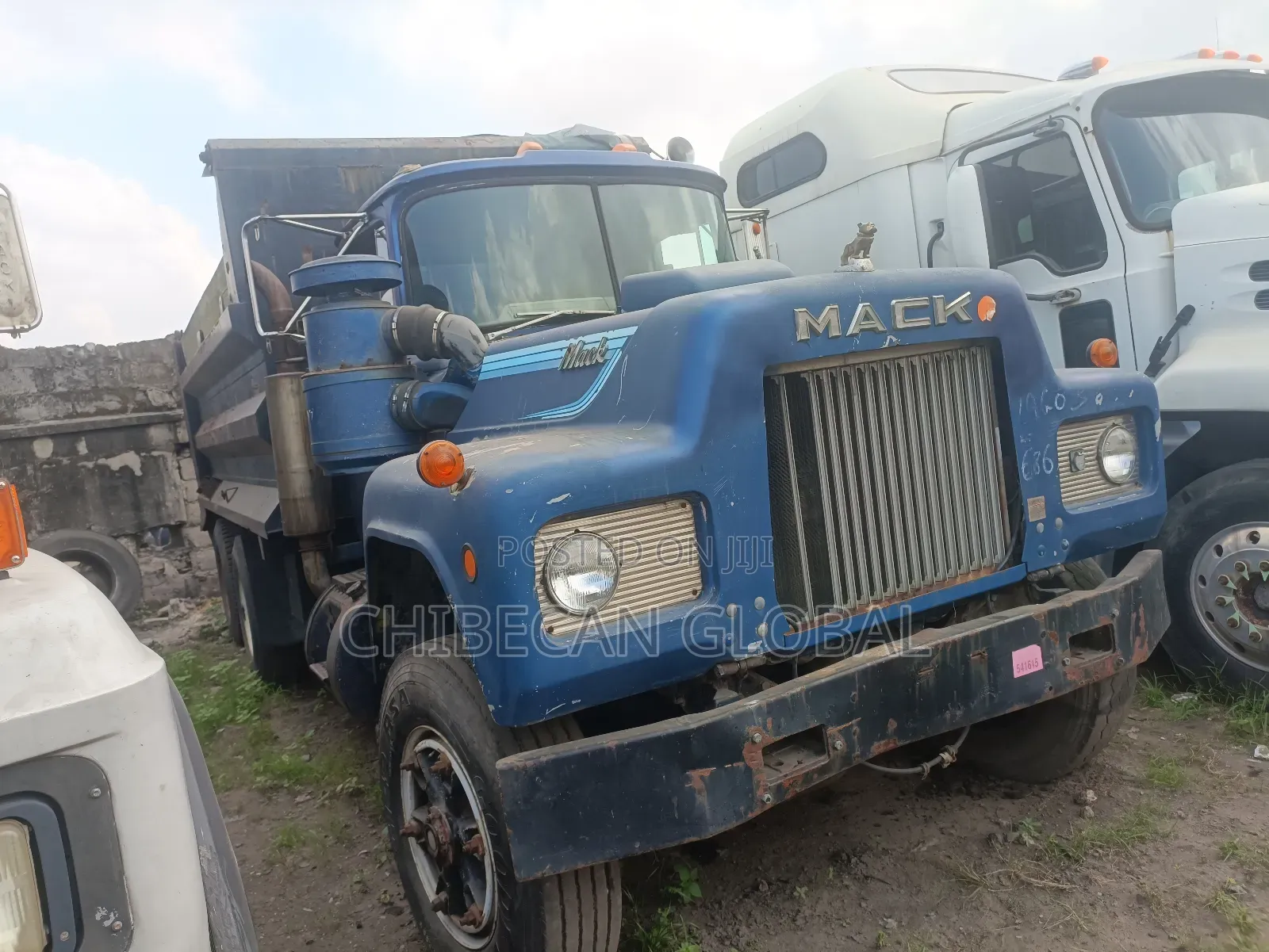 Mack Tipper Trucks 10 Tyres (Foreign Used