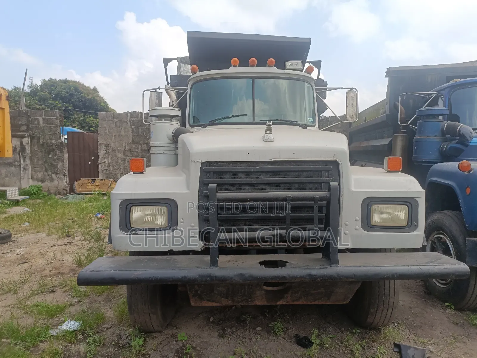 Mack Tipper Truck 10 Tyres Tokunbo